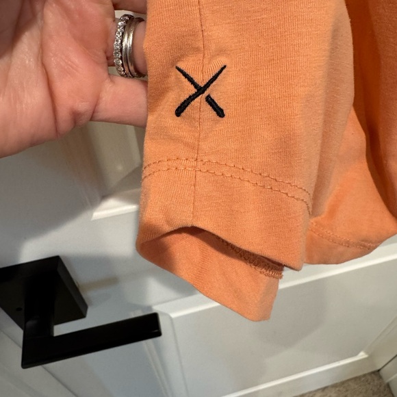 Men's Peach Cuts Clothing V-Neck Shirt - Picture 5 of 7